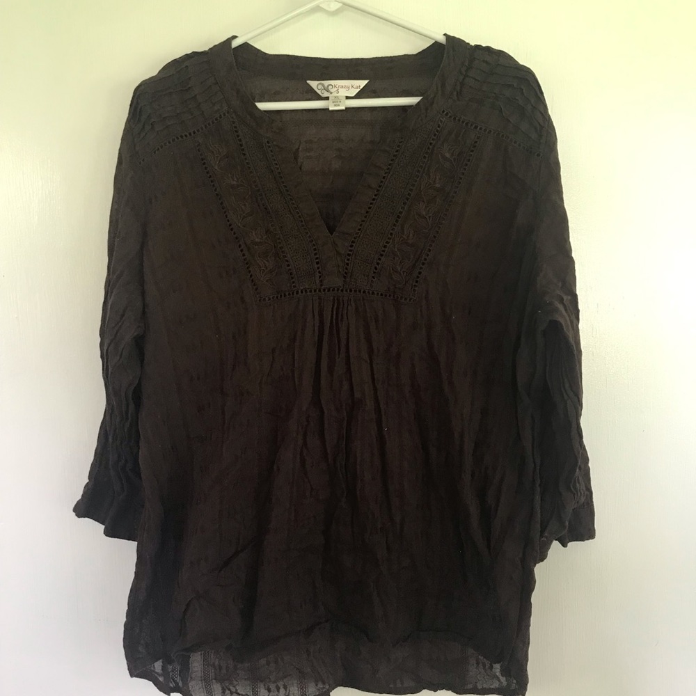 Cute brown top